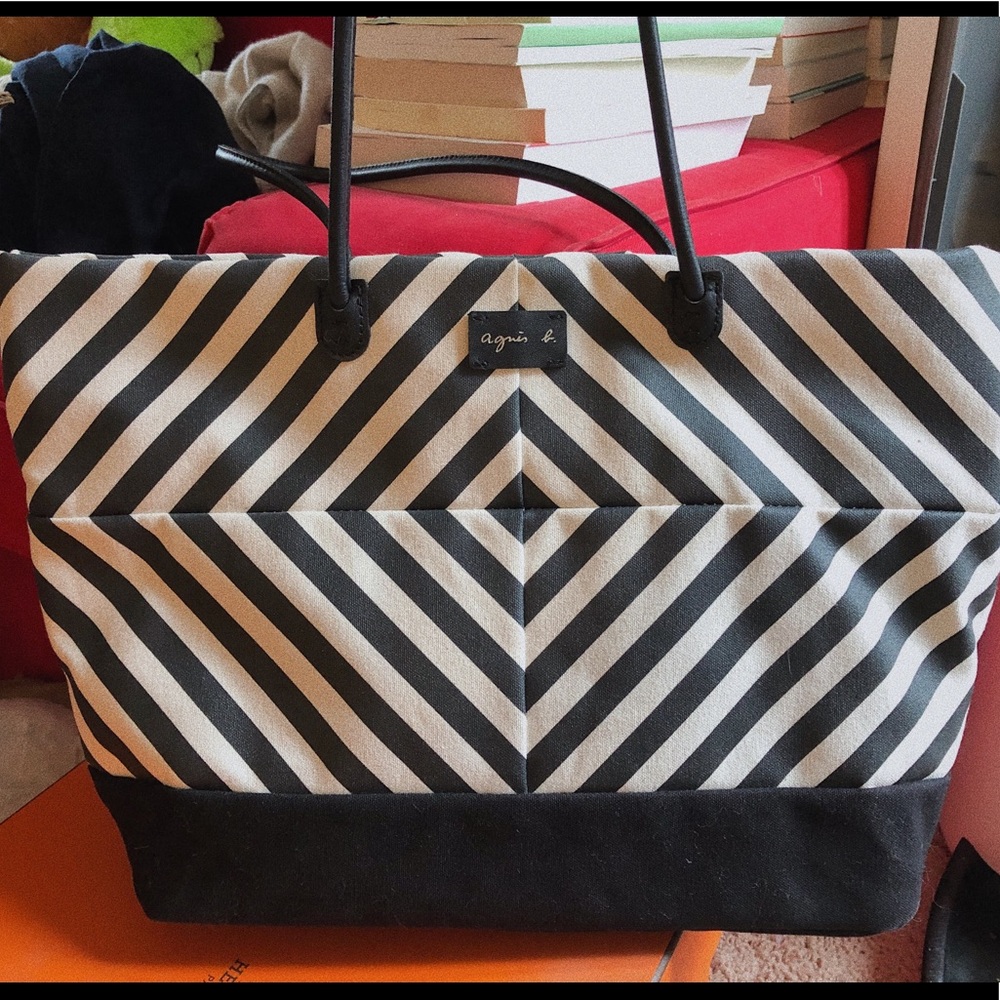 Agnes B. Shoulder Bag